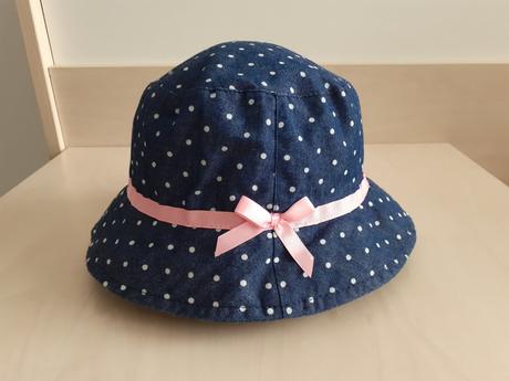 Klobúčik, lewro,128