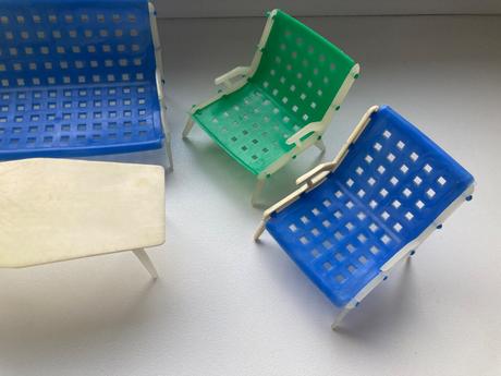 Retro nabytocek chemoplast, 