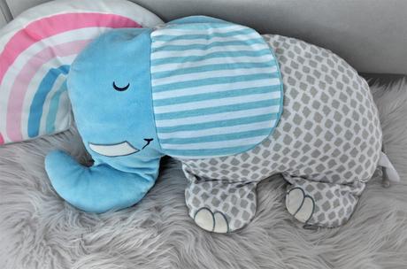 Vankúš slon-55x38cm,