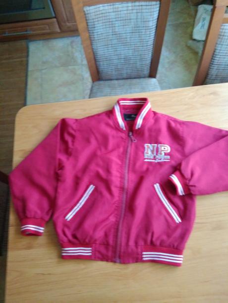 Tenšia prechodná bomberka, 128