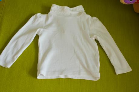 Biely rolacik s vysivkou-ruzicky, mothercare,80