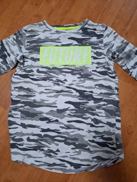 Chlapčenske tričko, chapter young,146