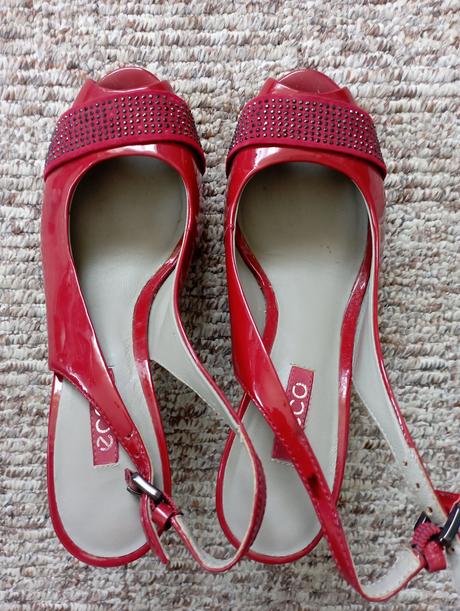 Lakované sandálky, ecco,37