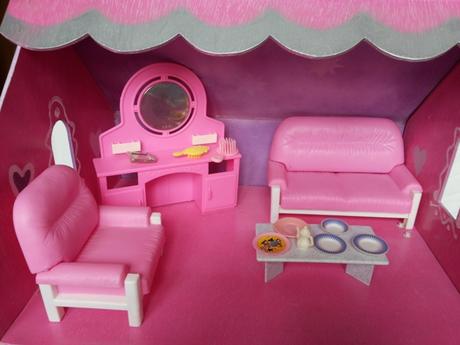 Domček pre barbie, 