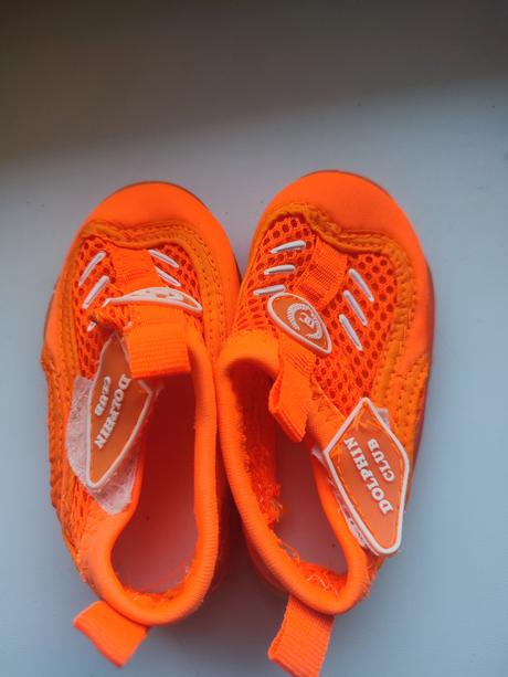 Topánky do vody, 20