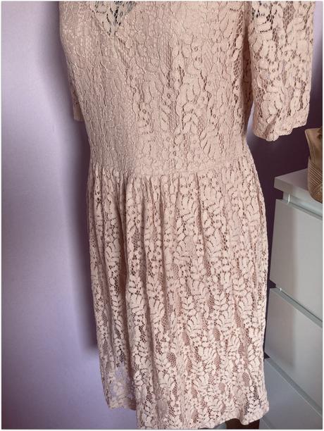 Krajkované mini šaty about you - veľkosť 40, l