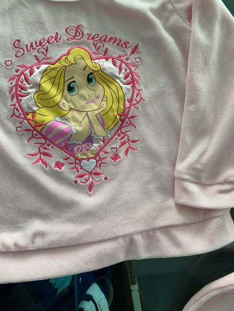 Dievčenské pyžamo vel.3-4 roky, 104