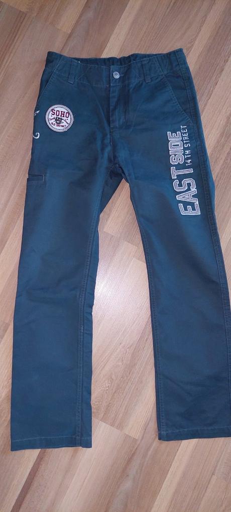 Smrncovne nohavice, benetton,146
