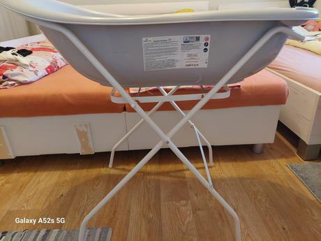 Vanička so stojanom, 