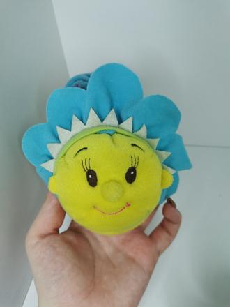 Fifi z kvetinkova papučky, 19