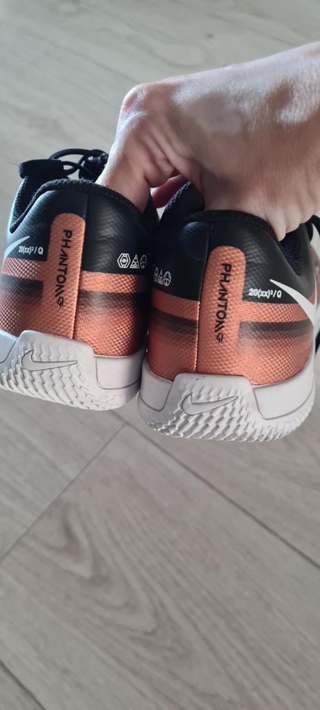 Halovky nike, halové tenisky, nike,36