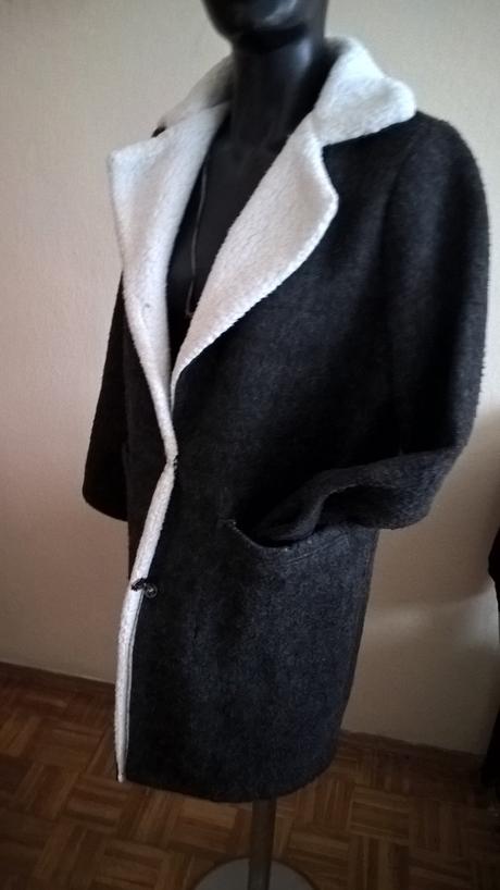 Prechodný kabát, 42