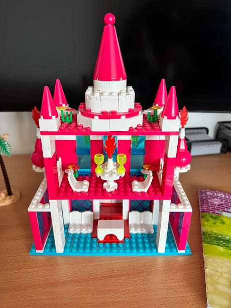 Stavebnica banbao loving world - svadobná kaplnka, 