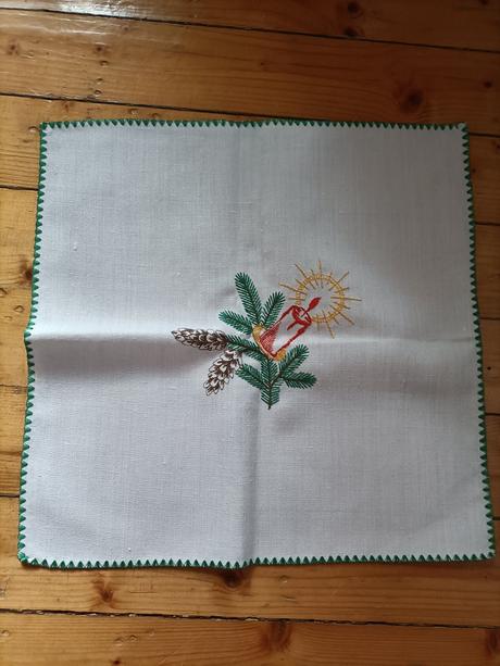 Retro sada- obrus a prestierania,