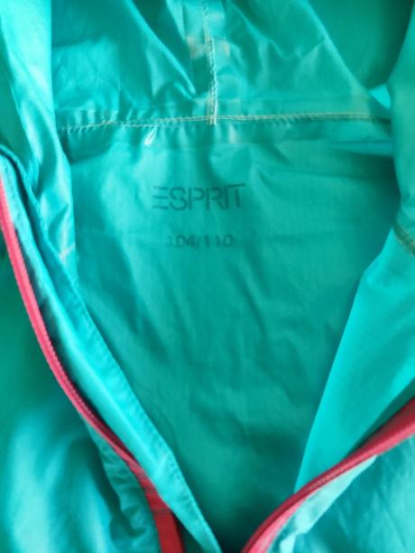 Tenká bunda, esprit,104