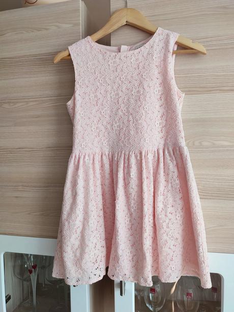 Šaty,top stav, f&f,152