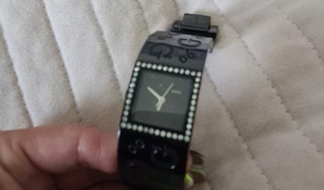 Hodinky guess, guess