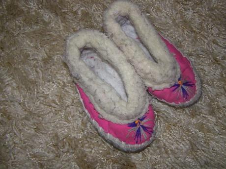 Detské papučky s ľudoým vzorom, 22