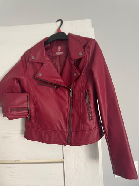 Kozenkova bunda, reserved,134