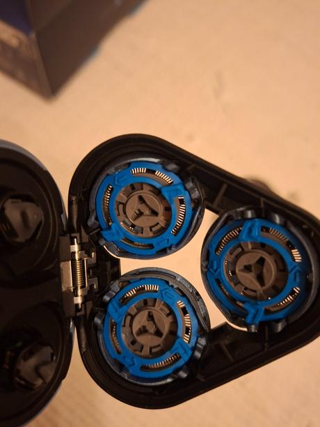 Holiaci strojček philips, 