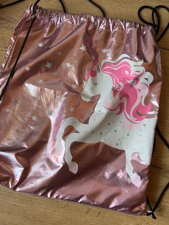 Vrecúško jednorožec, 