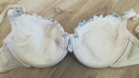 Kvetovaná podprsenka, 80c