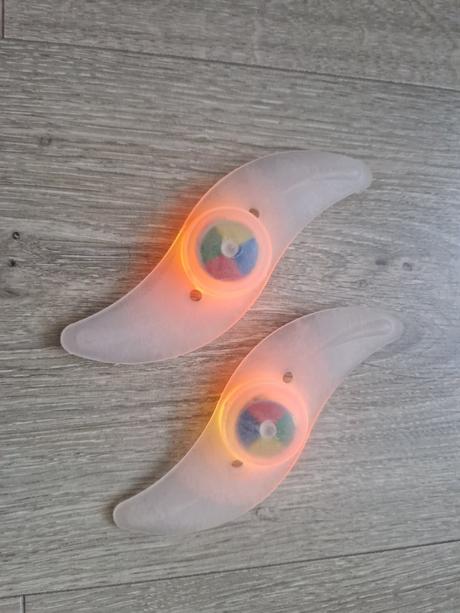2x svetielko na koleso bicykla,