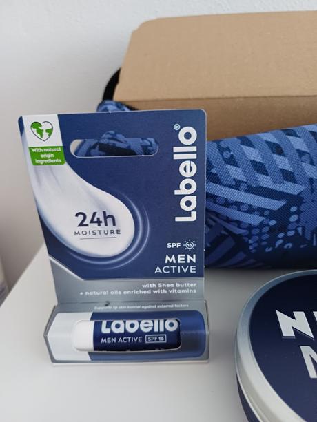 Pánska kozmetická taška nivea for men,