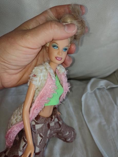 Barbie ,mattel 2005,