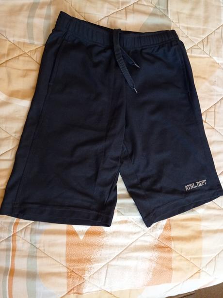 Krátke športové gate, 140