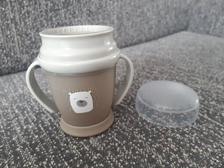 Netečúvaci hrnček lovi, lovi