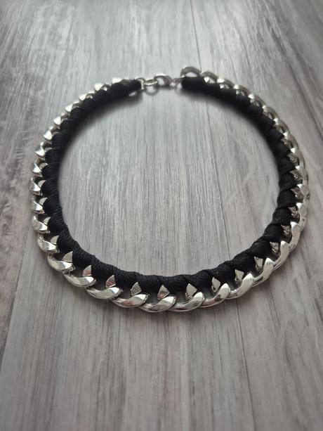 Masívny choker strieborno čierny, 
