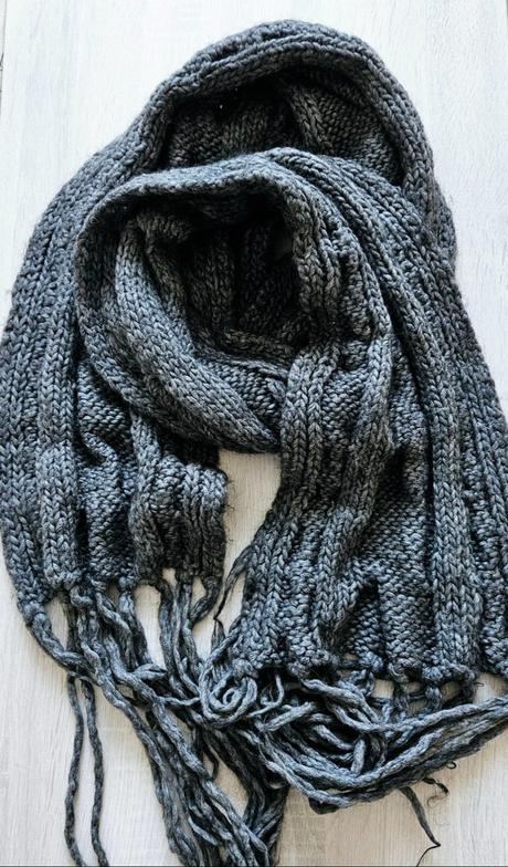 Krásny dlhý šál, l