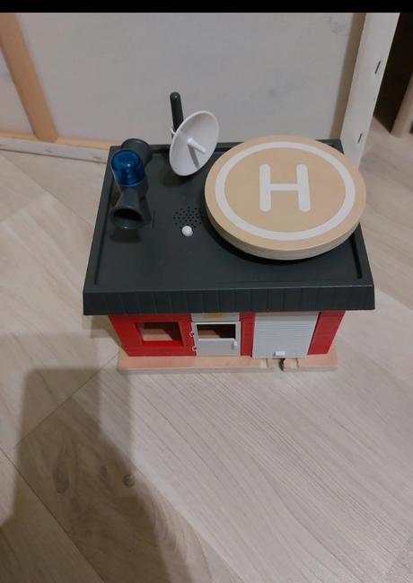 Drevené koľajnice a vlaky, 