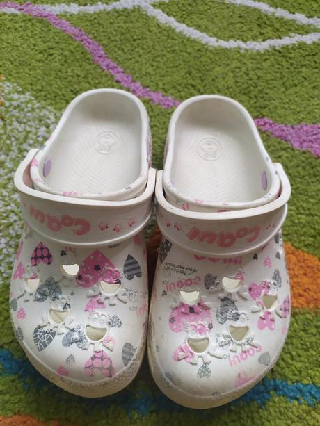 Dievčenské šľapky, coqui,30