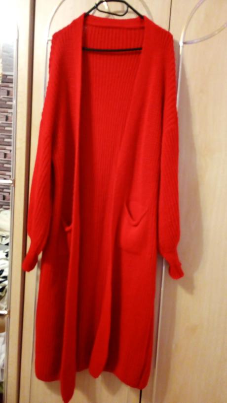 Dlhy kardigan uni, 
