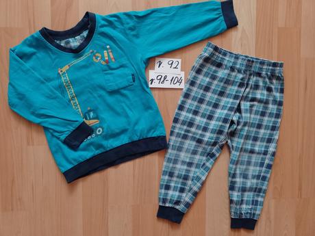 Pyžamko v.92-98, 92