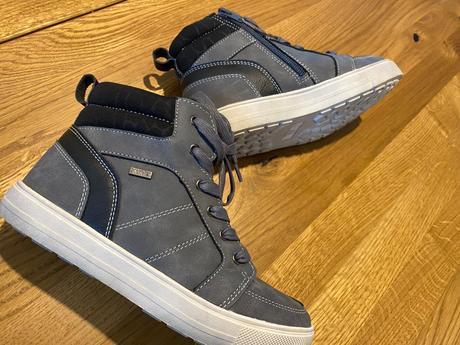 Zateplené kotníkové tenisky, 33