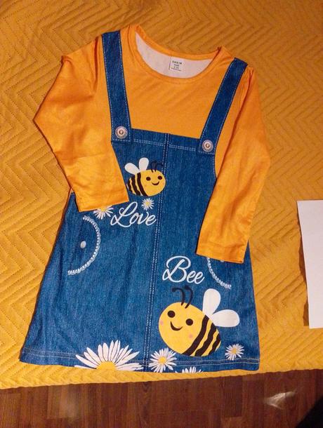 Dievcenské saty, 98