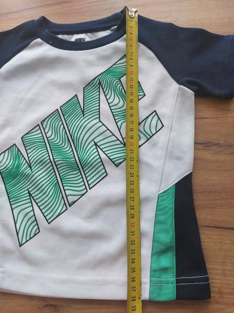 Nike suprava- tricko + kratasy, futbalove., nike,98