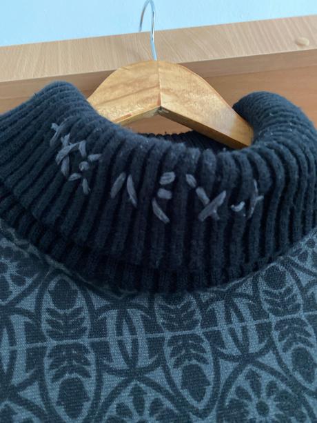 Pletené šaty s rolákom m/l, l