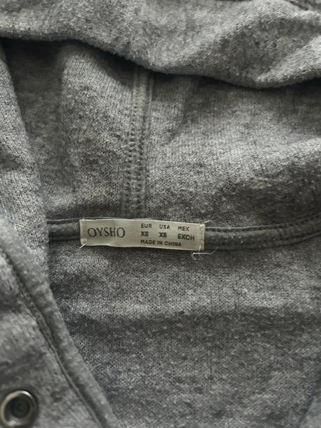 Štýlová tepláková súprava značky oysho, s