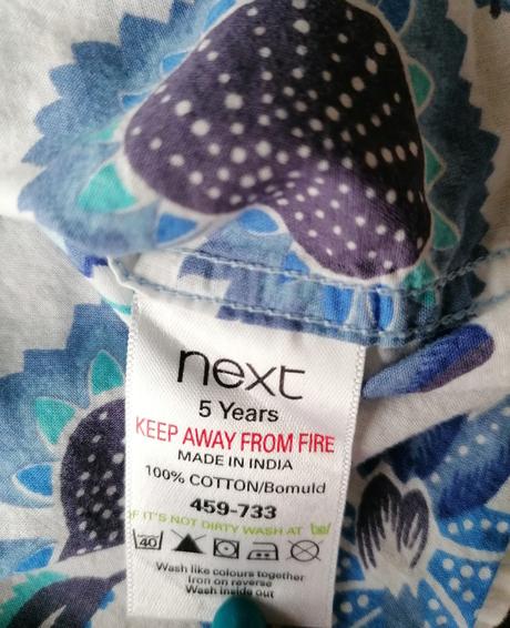 Kvetovana košeľa, next,110