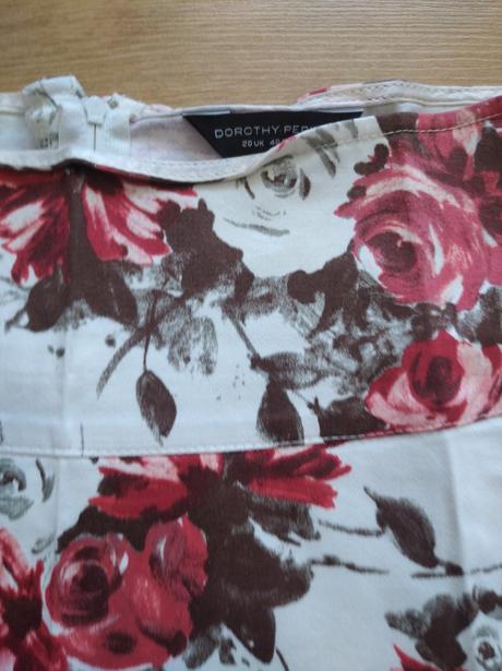 Sukňa, dorothy perkins,48