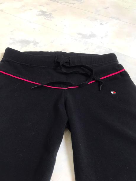 Športové tepláky th, tommy hilfiger,s