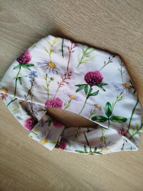 Šatka, čelenka na leto 128/134,