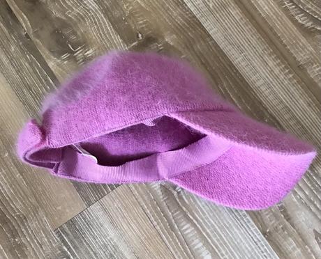 Chlpatá teddy šiltovka, 