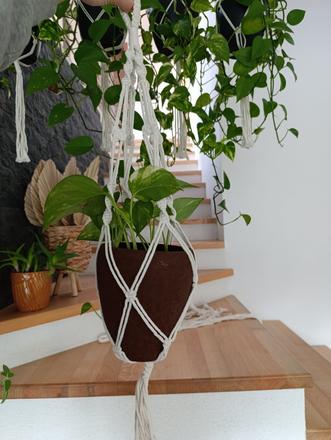 Pletený závesný držiak na kvetináč, 