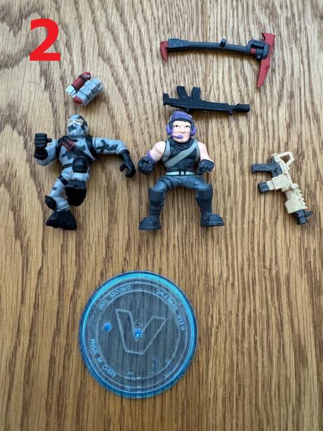 Postavicky fortnite battle royal collection, 