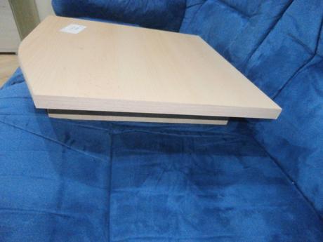 Nepoužívaný podstavec pod monitor buk,